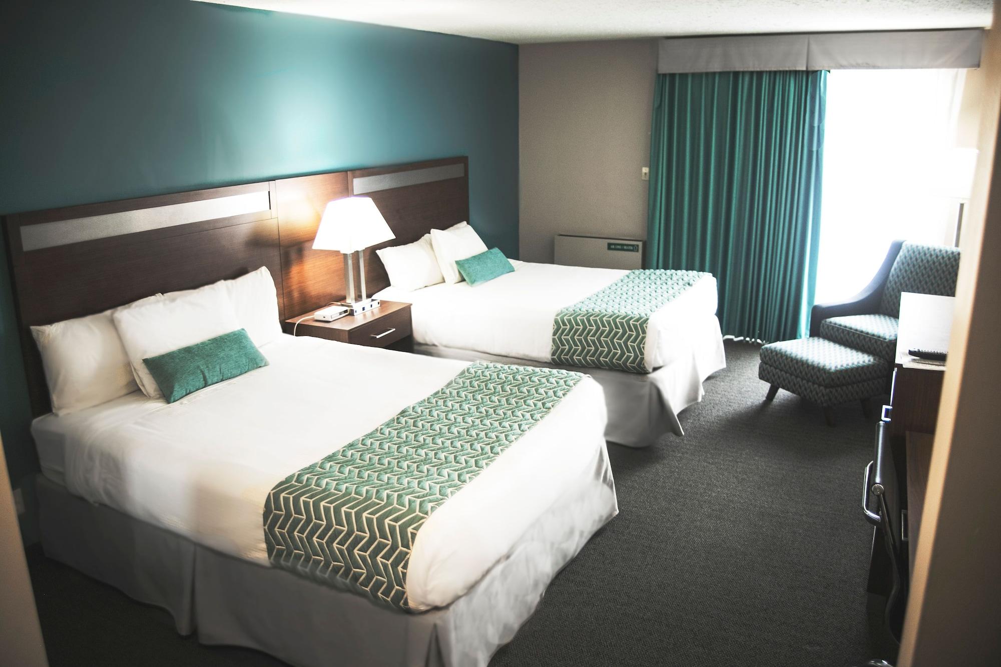 מלון קווסנל Ramada By Wyndham מראה חיצוני תמונה